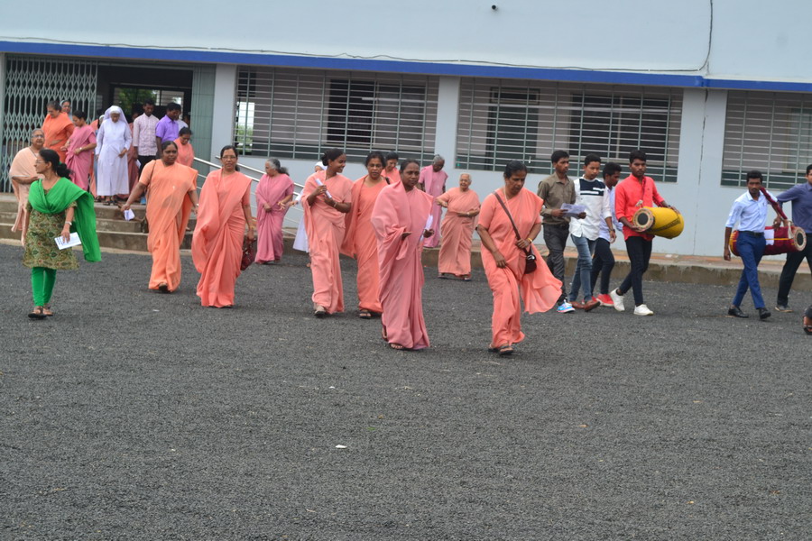 Blessing and Inauguration of a new convent at Mariado